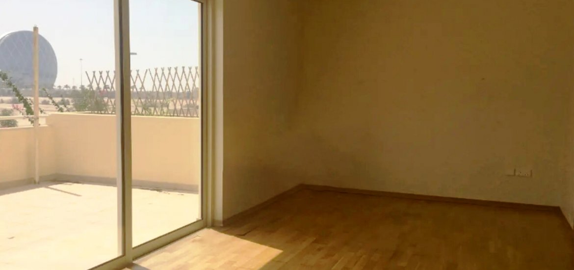 Купить виллу в Al Raha Gardens, Abu Dhabi, ОАЭ 5 спален, 586м2 № 1229 - фото 1
