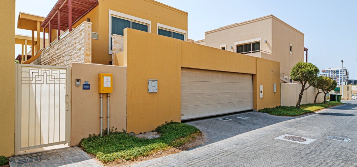 Купить виллу в Al Raha Gardens, Abu Dhabi, ОАЭ 5 спален, 417м2 № 1351 - фото 11