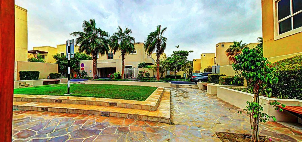 Купить таунхаус в Al Raha Gardens, ОАЭ 4 спальни, 255м2 № 1333 - фото 7