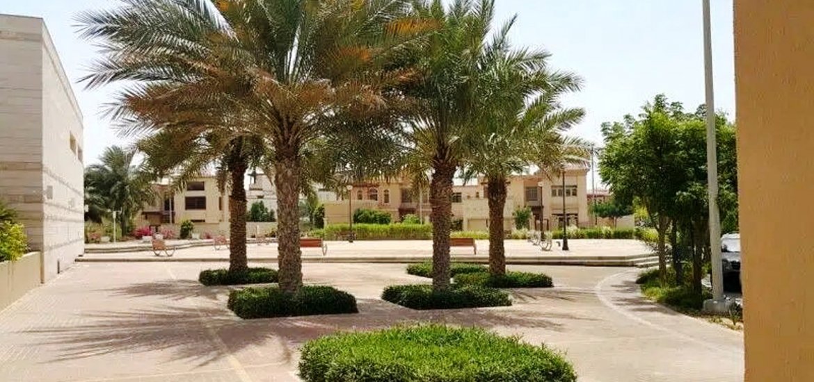 Купить виллу в Al Raha Golf Gardens, Abu Dhabi, ОАЭ 5 спален, 539м2 № 1409 - фото 6