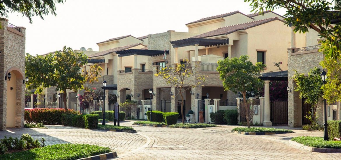 Townhouse for sale in Al Salam Street, Abu Dhabi, UAE 3 bedrooms, 309 sq.m. No. 932 - photo 9