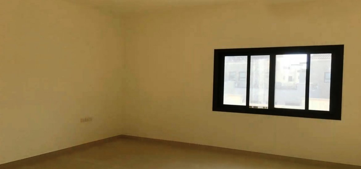 Villa for sale in Al Salam Street, Abu Dhabi, UAE 3 bedrooms, 323 sq.m. No. 933 - photo 1