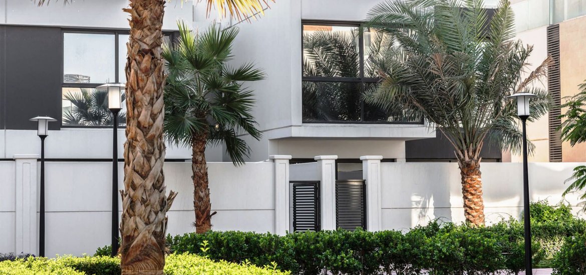 Villa for sale in Al Salam Street, Abu Dhabi, UAE 5 bedrooms, 454 sq.m. No. 946 - photo 5