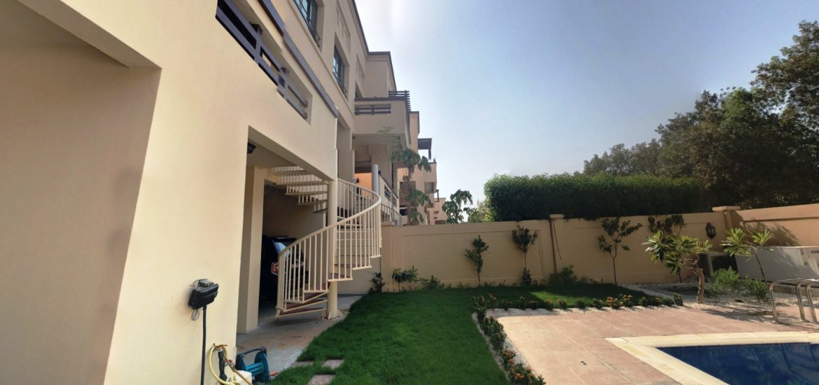 Villa for sale in Al Maqtaa, Abu Dhabi, UAE 5 bedrooms, 657 sq.m. No. 403 - photo 6