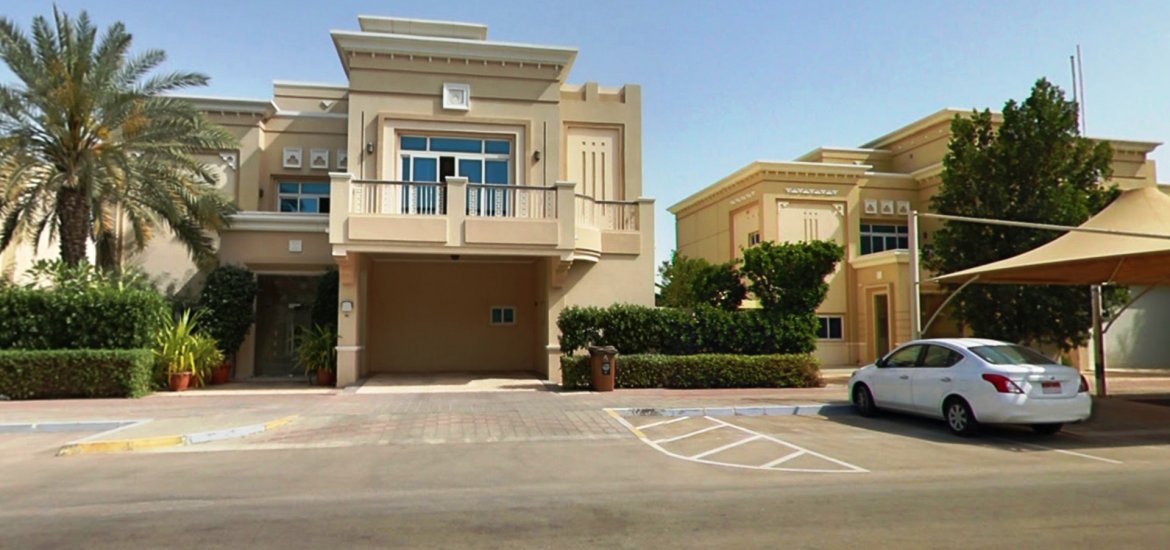 Villa for sale in Marina Village, Abu Dhabi, UAE 5 bedrooms, 1858 sq.m. No. 969 - photo 6