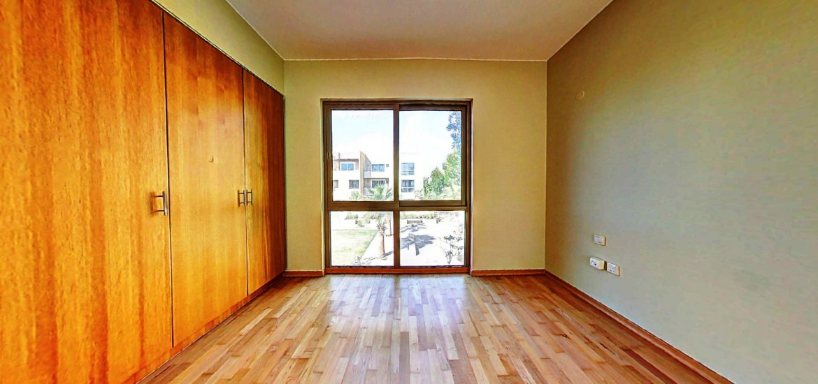 Townhouse for sale in Al Raha Gardens, Abu Dhabi, UAE 4 bedrooms, 218 sq.m. No. 1165 - photo 4
