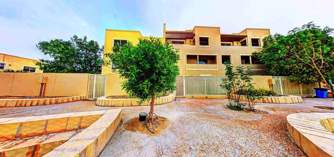 Townhouse for sale in Al Raha Gardens, Abu Dhabi, UAE 4 bedrooms, 300 sq.m. No. 1222 - photo 7