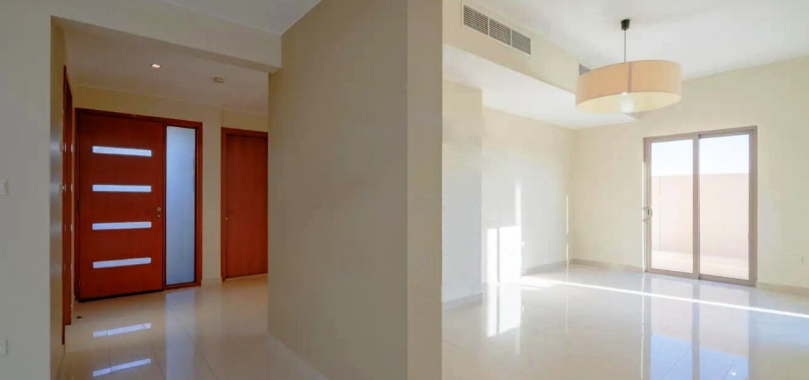Townhouse for sale in Al Raha Gardens, Abu Dhabi, UAE 3 bedrooms, 255 sq.m. No. 1220 - photo 1