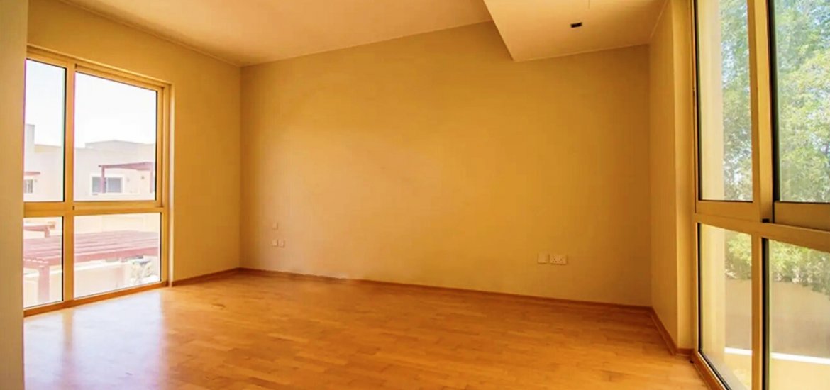 Townhouse for sale in Al Raha Gardens, Abu Dhabi, UAE 4 bedrooms, 258 sq.m. No. 1221 - photo 5