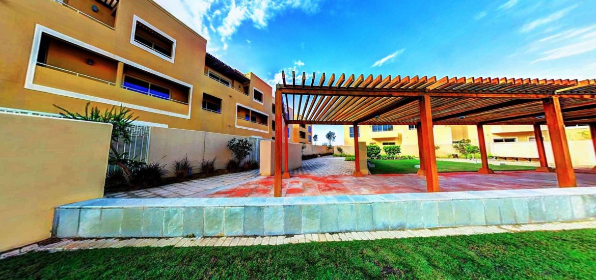 Townhouse for sale in Al Raha Gardens, Abu Dhabi, UAE 3 bedrooms, 255 sq.m. No. 1173 - photo 8