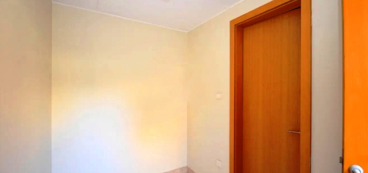 Townhouse for sale in Al Raha Gardens, Abu Dhabi, UAE 3 bedrooms, 255 sq.m. No. 1174 - photo 2