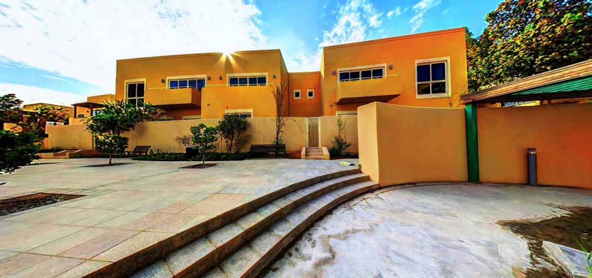 Townhouse for sale in Al Raha Gardens, Abu Dhabi, UAE 4 bedrooms, 239 sq.m. No. 1210 - photo 8