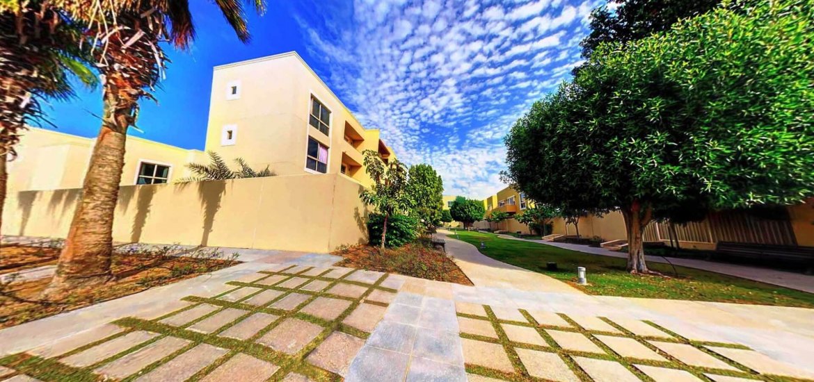 Townhouse for sale in Al Raha Gardens, Abu Dhabi, UAE 4 bedrooms, 239 sq.m. No. 1210 - photo 7