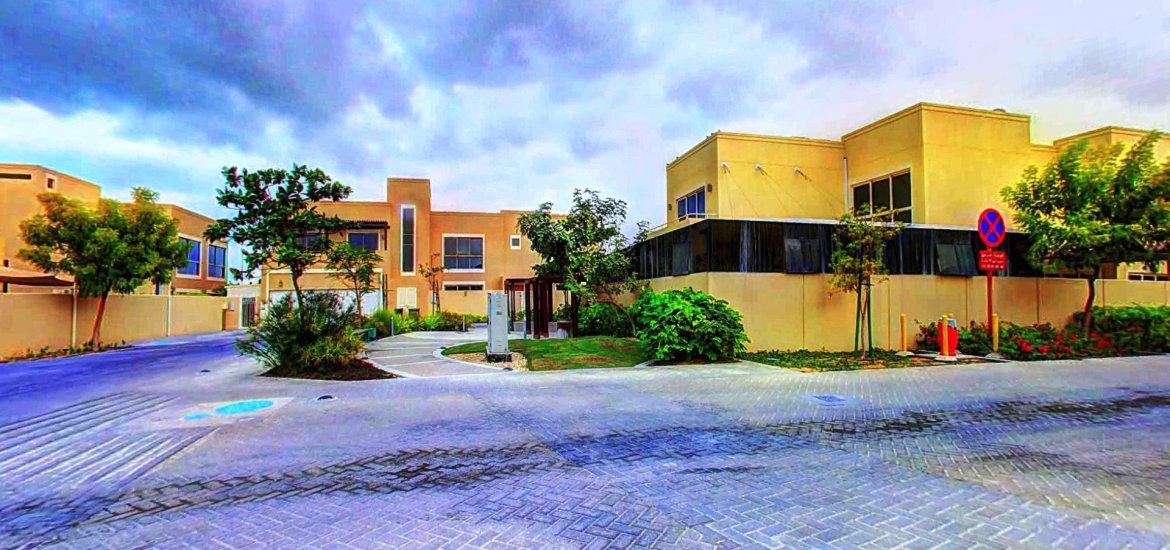 Villa for sale in Al Raha Gardens, Abu Dhabi, UAE 5 bedrooms, 486 sq.m. No. 1155 - photo 7