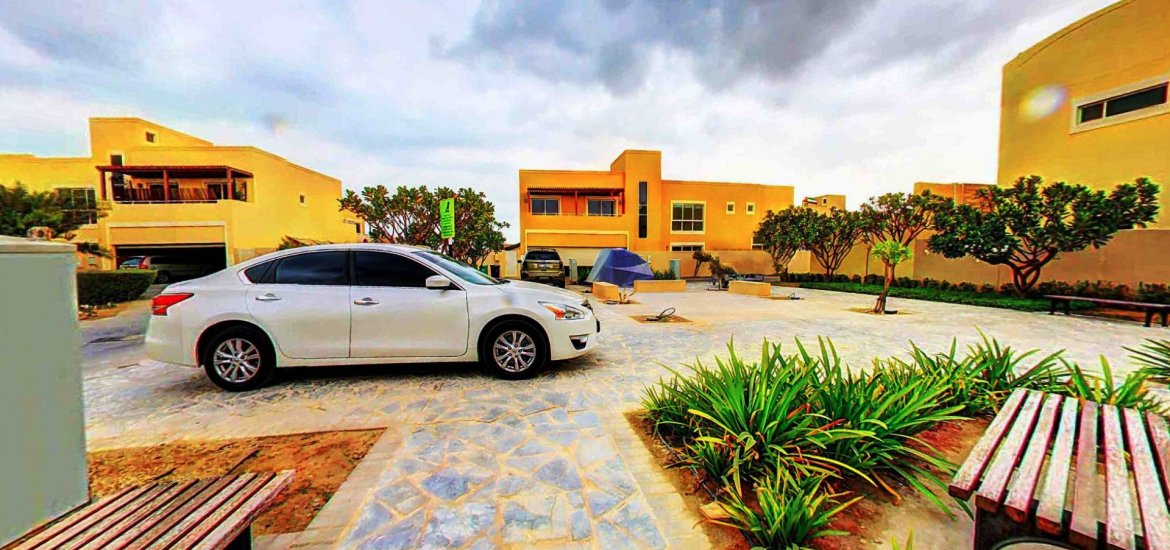 Villa for sale in Al Raha Gardens, Abu Dhabi, UAE 4 bedrooms, 289 sq.m. No. 1154 - photo 6
