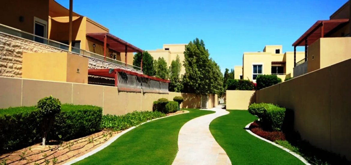 Villa for sale in Al Raha Gardens, Abu Dhabi, UAE 4 bedrooms, 408 sq.m. No. 1197 - photo 8