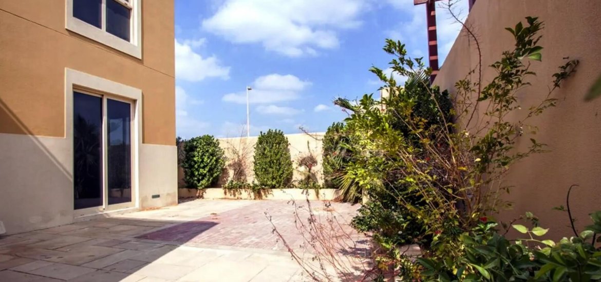Townhouse for sale in Al Raha Gardens, Abu Dhabi, UAE 4 bedrooms, 256 sq.m. No. 1198 - photo 6