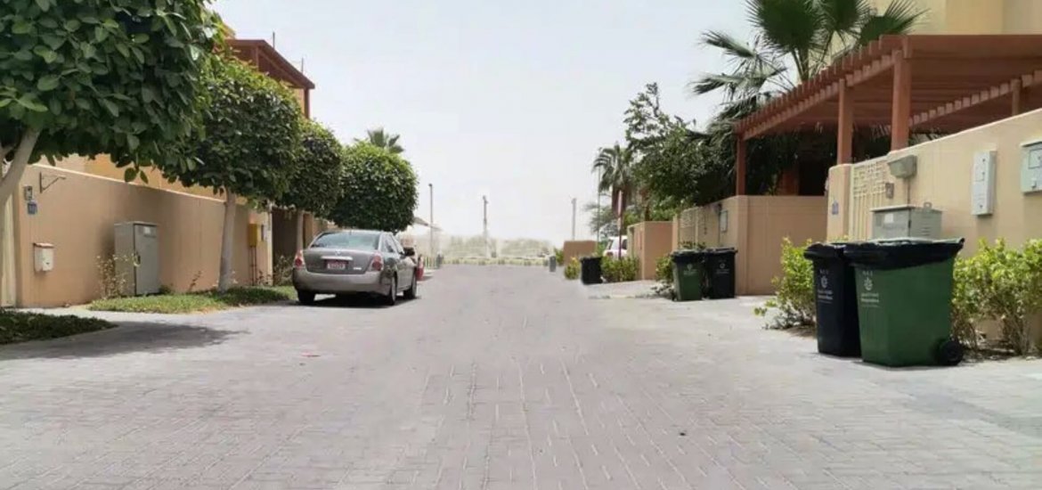 Townhouse for sale in Al Raha Gardens, Abu Dhabi, UAE 3 bedrooms, 255 sq.m. No. 1139 - photo 7