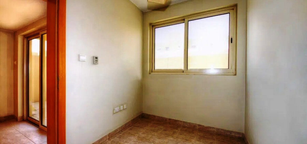 Townhouse for sale in Al Raha Gardens, Abu Dhabi, UAE 3 bedrooms, 255 sq.m. No. 1140 - photo 3