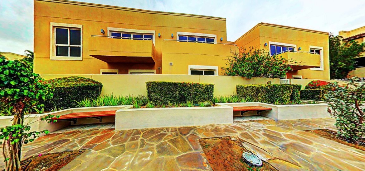 Townhouse for sale in Al Raha Gardens, UAE 4 bedrooms, 255 sq.m. No. 1333 - photo 6