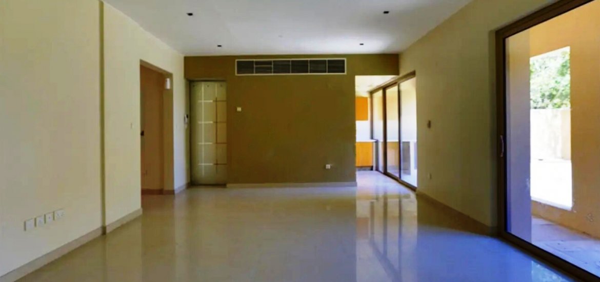 Townhouse for sale in Al Raha Gardens, UAE 3 bedrooms, 204 sq.m. No. 1324 - photo 1