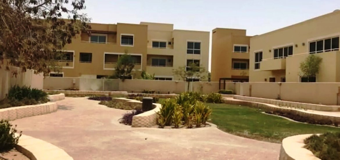 Villa for sale in Al Raha Gardens, Abu Dhabi, UAE 4 bedrooms, 408 sq.m. No. 1368 - photo 8