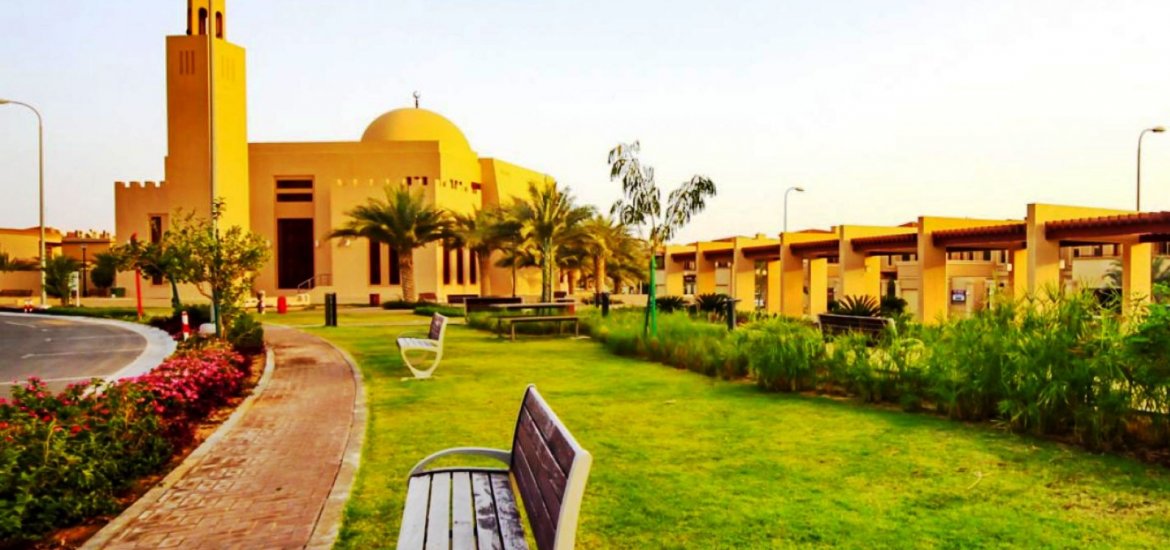 Villa for sale in Al Raha Golf Gardens, Abu Dhabi, UAE 5 bedrooms, 506 sq.m. No. 1438 - photo 7