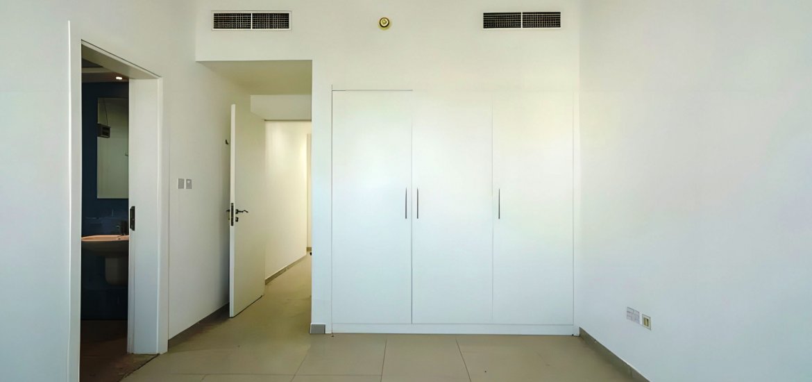 Apartment for sale in Al Ghadeer, Abu Dhabi, UAE 1 bedroom, 63 sq.m. No. 1569 - photo 1