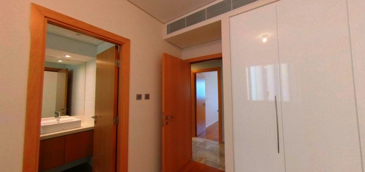 Apartment for sale in Al Raha Beach, Abu Dhabi, UAE 3 bedrooms, 178 sq.m. No. 1491 - photo 1